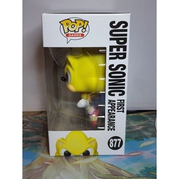 Funko Pop Super Sonic First Appearance #877 Glow SDCC 2022 Summer - Picture 4 of 6